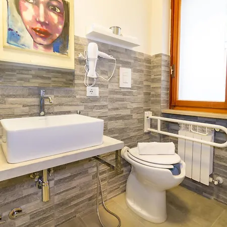 Elena's Summer House - 76a * Montesilvano Marina