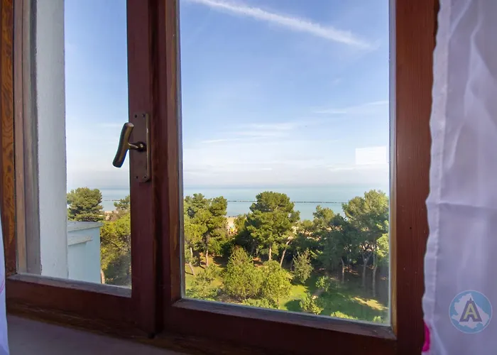 Elena's Summer House - 76a