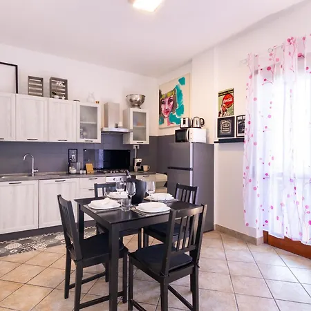 Elena's Summer House - 76a *